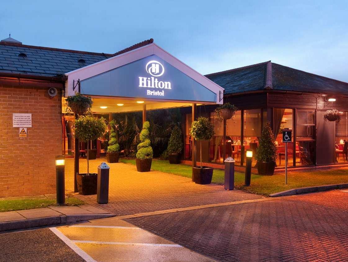 Doubletree By Hilton Bristol North Hotel Almondsbury Ngoại thất bức ảnh