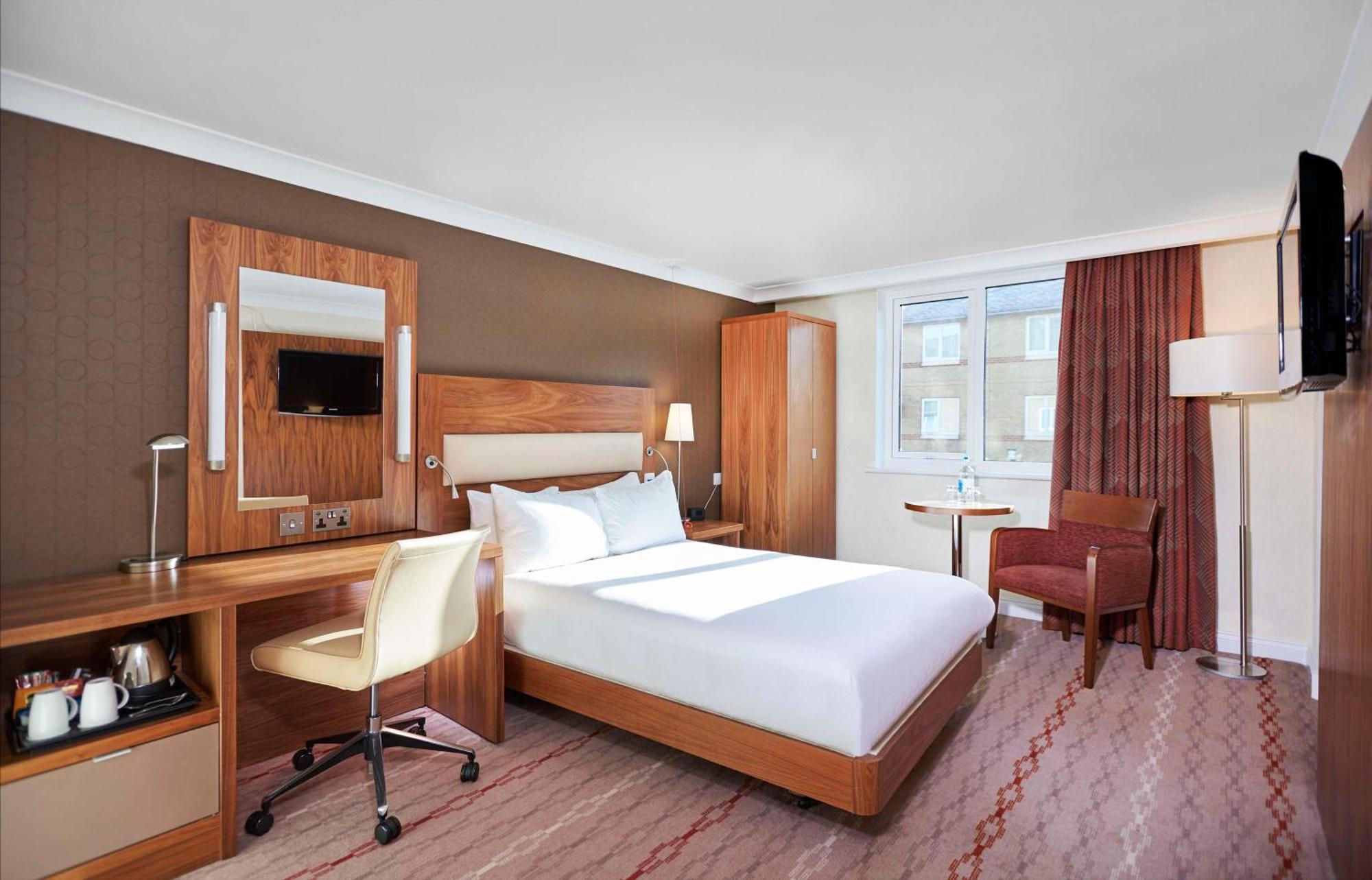 Doubletree By Hilton Bristol North Hotel Almondsbury Ngoại thất bức ảnh
