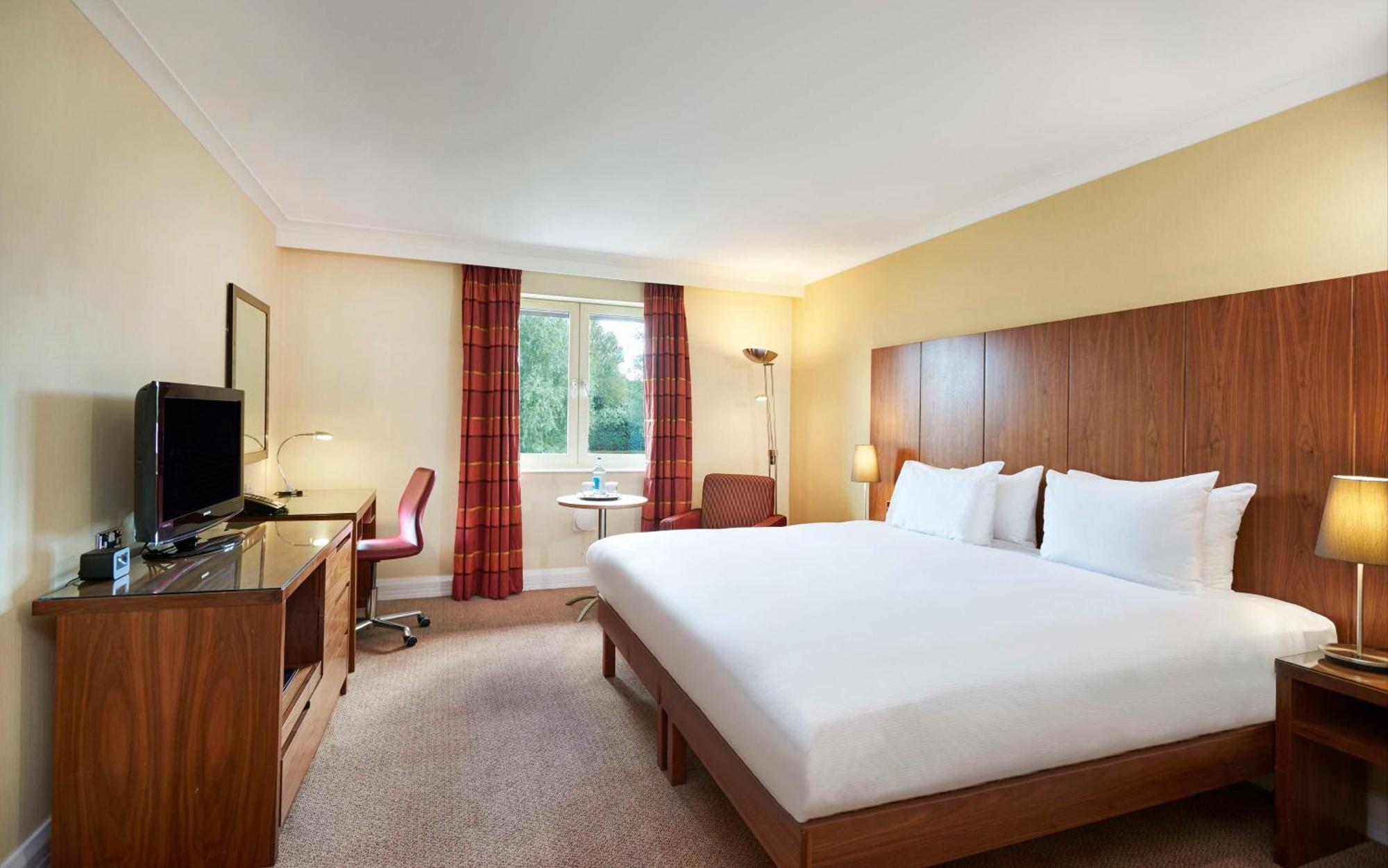 Doubletree By Hilton Bristol North Hotel Almondsbury Ngoại thất bức ảnh