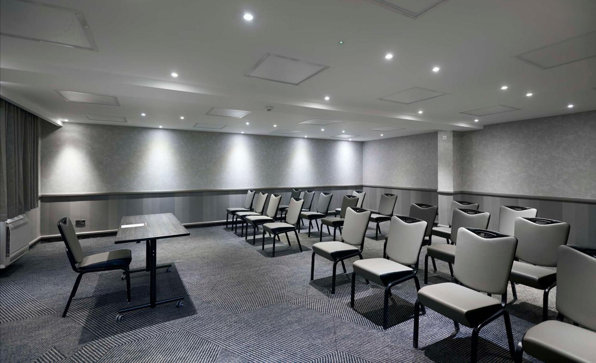 Doubletree By Hilton Bristol North Hotel Almondsbury Ngoại thất bức ảnh